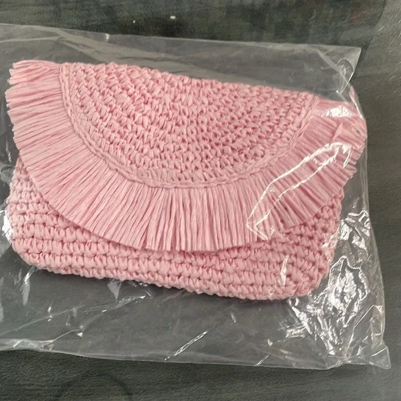 Beyond the Beach Raffia clutch - Picture 10 of 14